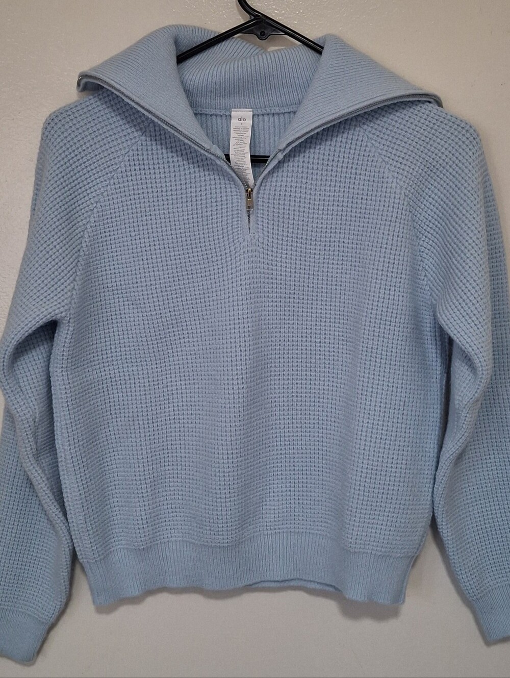 Alo Yoga Cashmere Plush Waffle 1/4 Zip Pullover -
Celestial Blue Heather